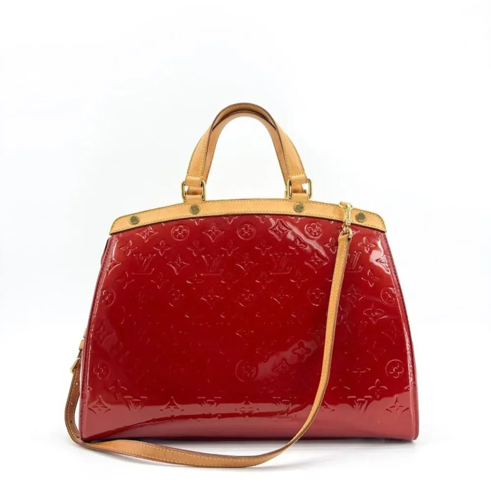 Louis Vuitton delivery duty